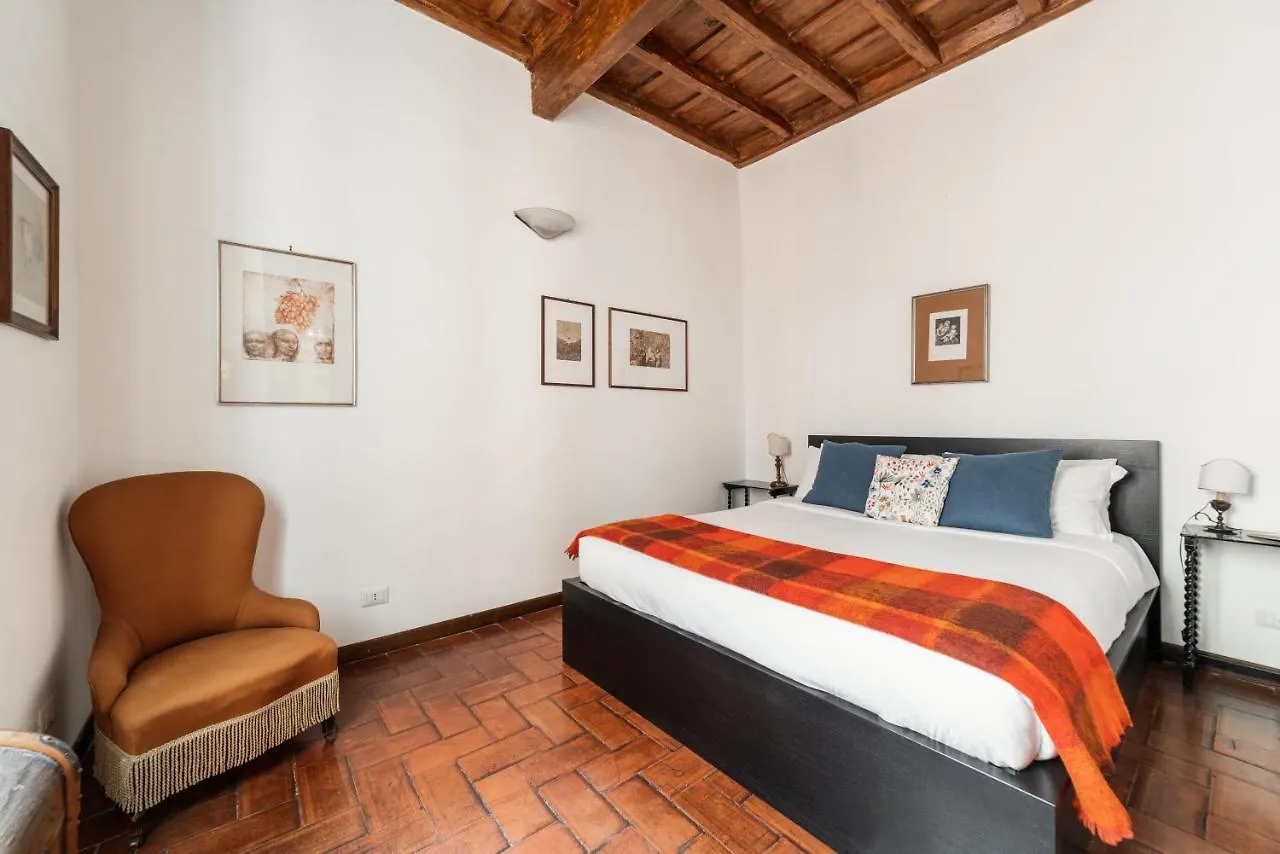 Domus Quiritum Charming, Appartamento D'Epoca A Campo De' Fiori Rome
