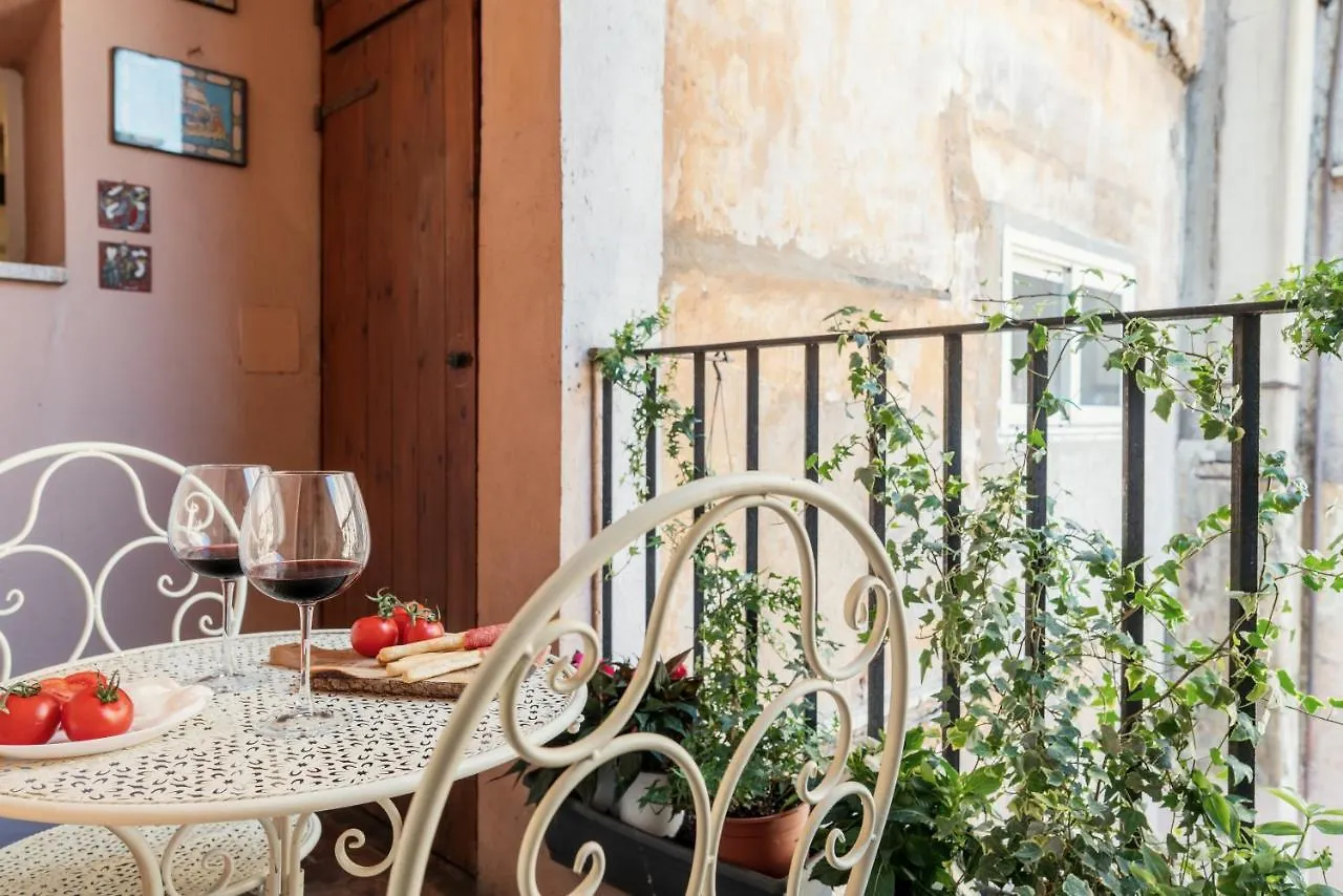 Domus Quiritum Charming, Appartamento D'Epoca A Campo De' Fiori Rome 0*,  Italy