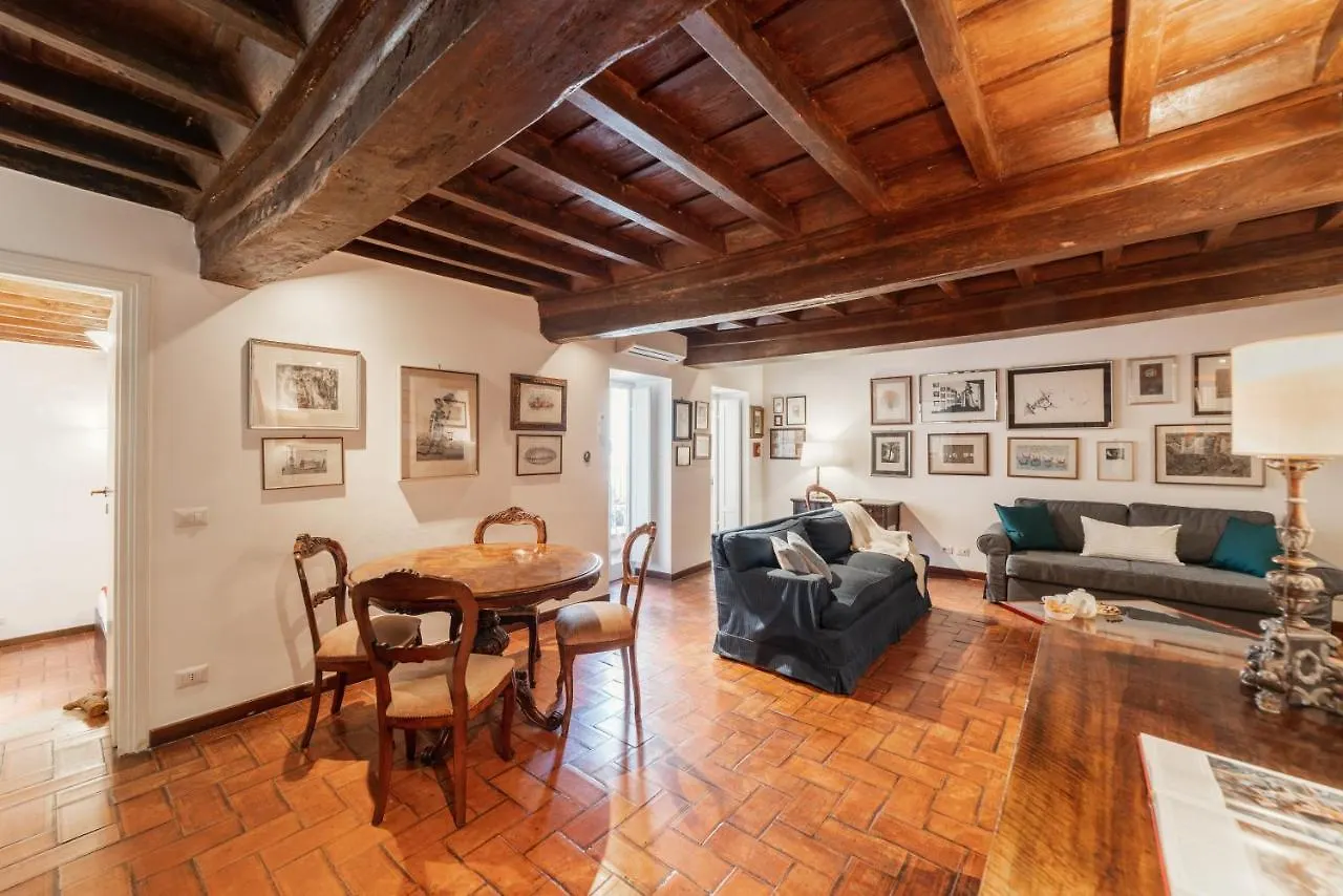 Domus Quiritum Charming, Appartamento D'Epoca A Campo De' Fiori Rome