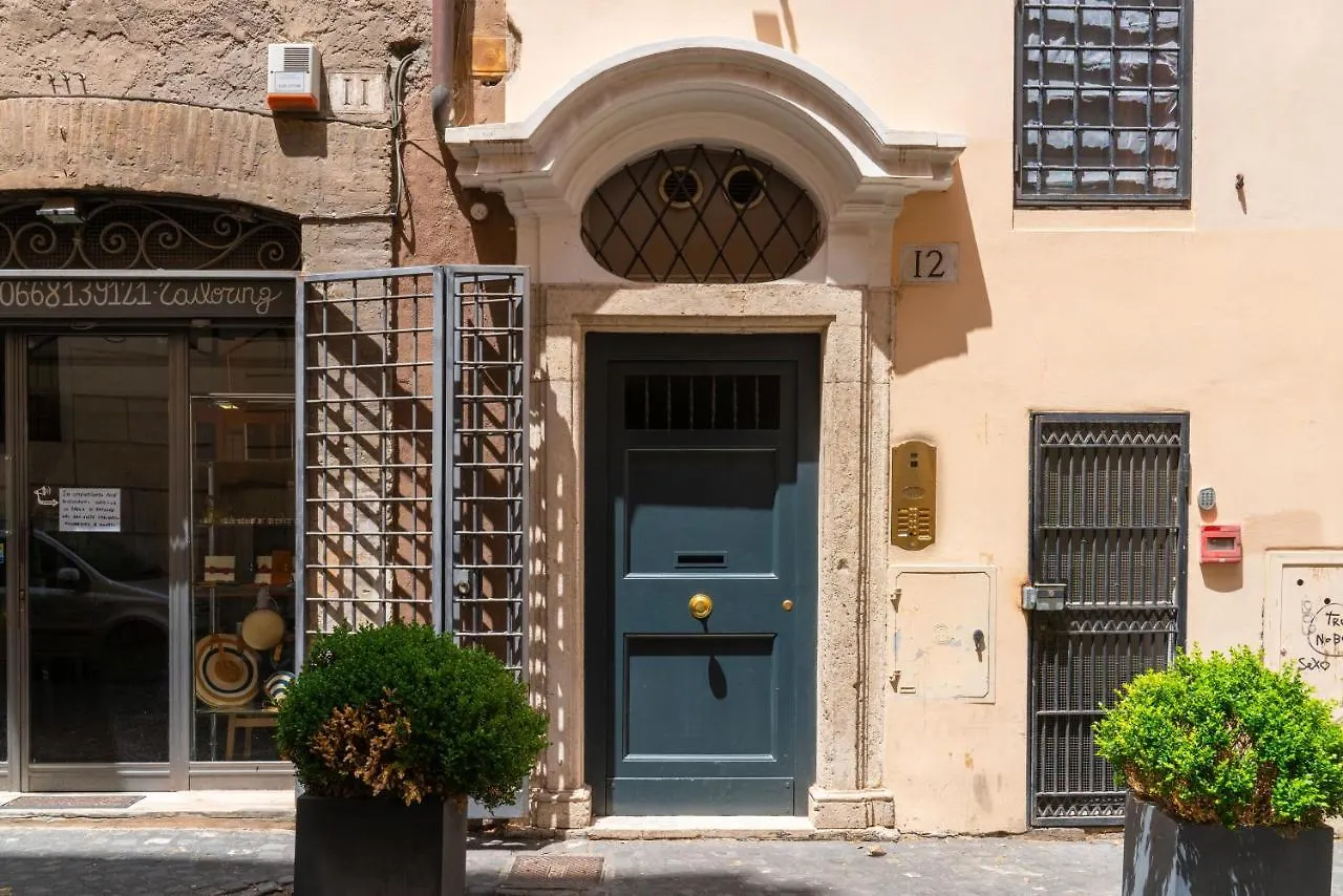 Domus Quiritum Charming, Appartamento D'Epoca A Campo De' Fiori Rome